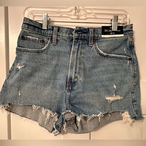 Curve love high rise mom short